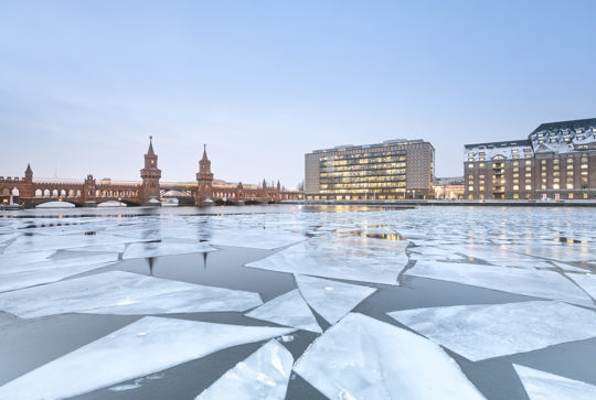 Oberbaumbruecke Berlin Winter