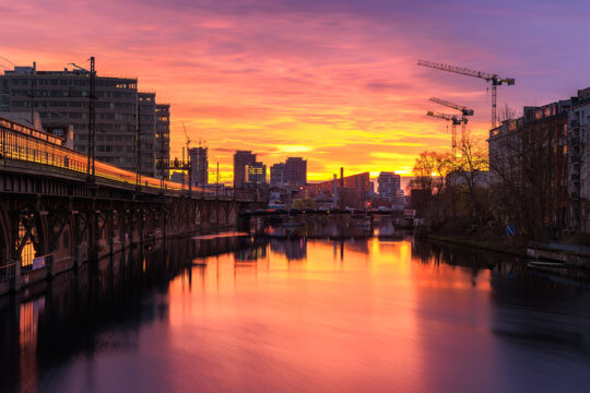 Berlin Spree Sun Skyline